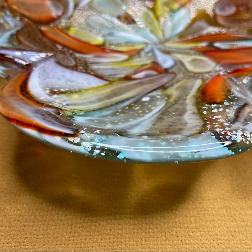 Vintage Venetian Murano art glass leaf shape bowl / dish - Picture 5 of 11